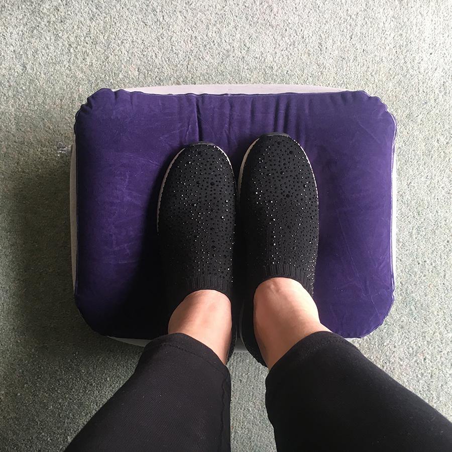 Inflatable foot rest - Travel Store